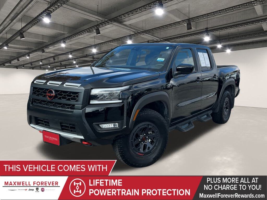 2025 Nissan Frontier PRO-4X Crew Cab 4WD