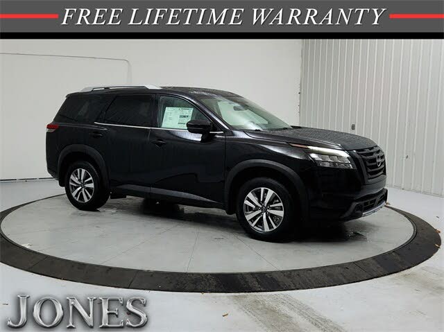 2025 Nissan Pathfinder SL FWD