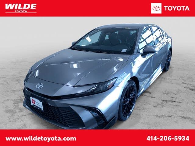 2025 Toyota Camry SE FWD