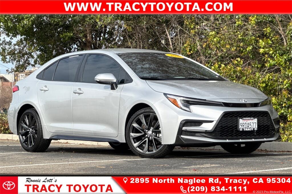 2025 Toyota Corolla SE FWD