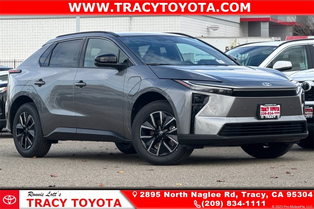 2026 Toyota bZ XLE Plus FWD