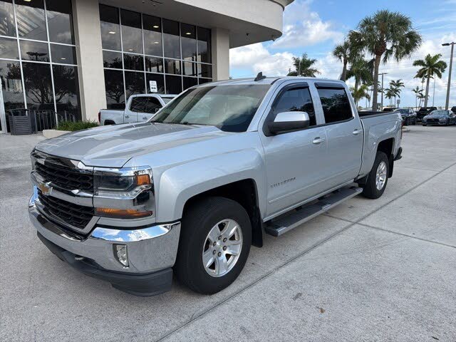 2017 Chevrolet Silverado 1500 LT Crew Cab RWD