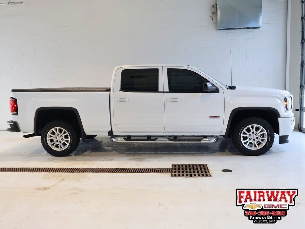 2017 GMC Sierra 1500 SLT Crew Cab 4WD