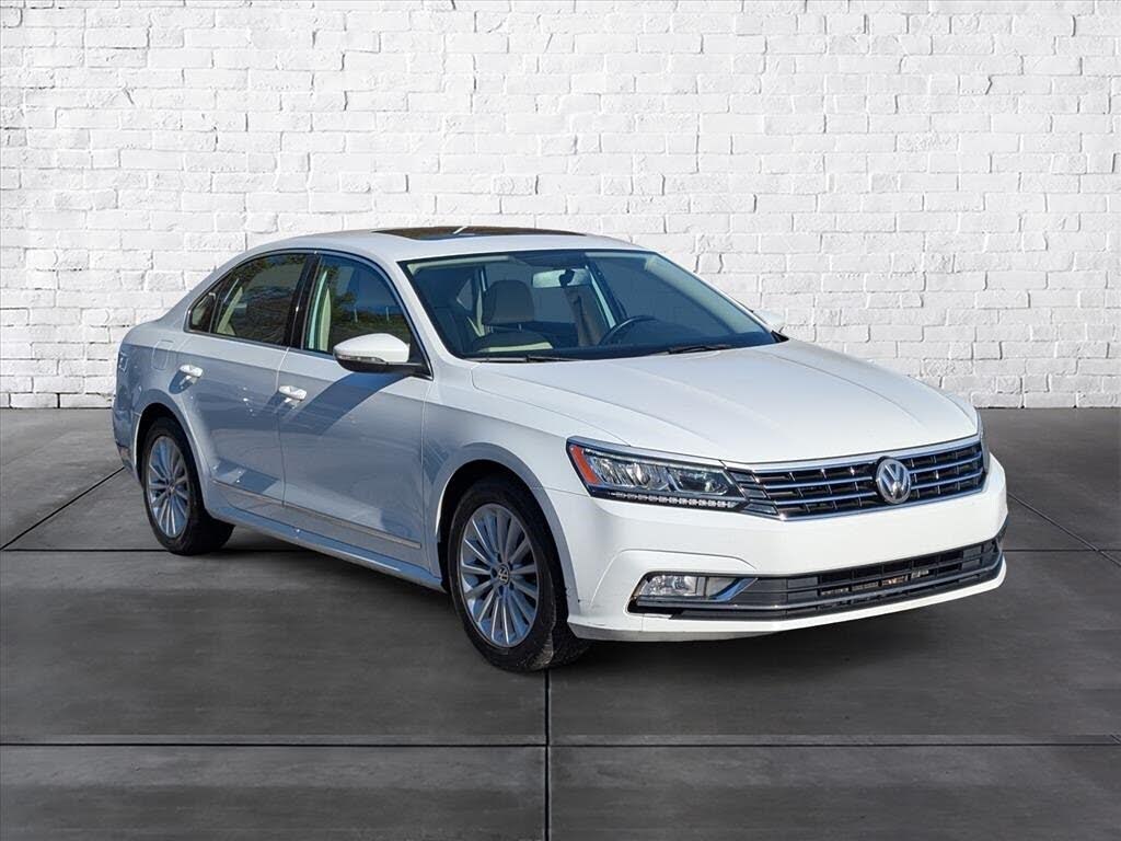 2017 Volkswagen Passat 1.8T SE
