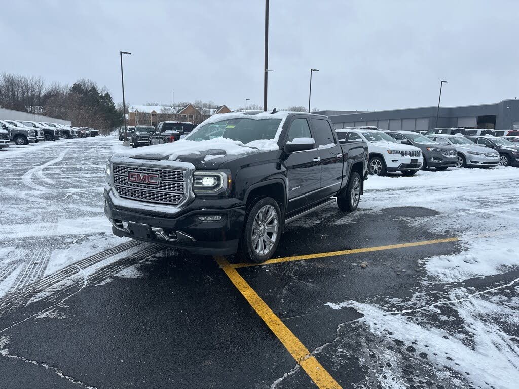 2018 GMC Sierra 1500 Denali Crew Cab 4WD