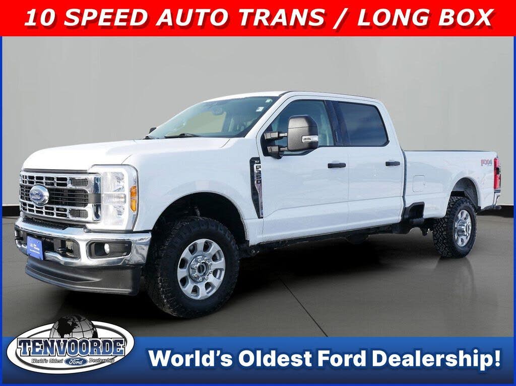 2023 Ford F-350 Super Duty XLT Crew Cab 4WD