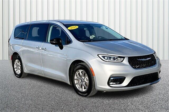 2024 Chrysler Pacifica Touring L FWD