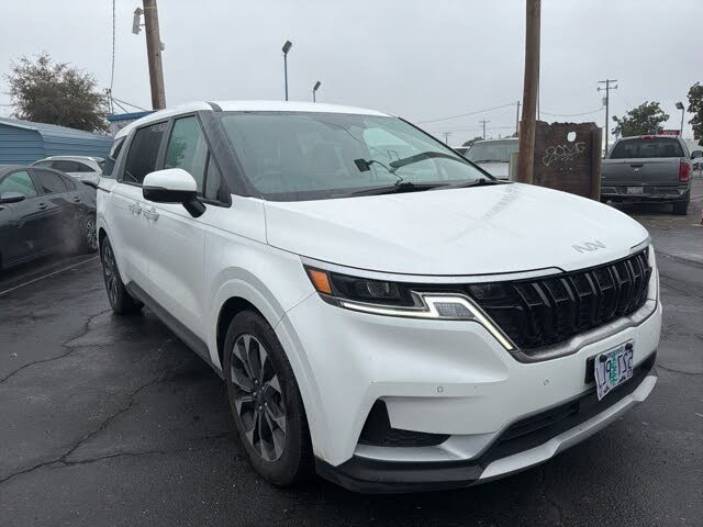 2024 Kia Carnival EX FWD