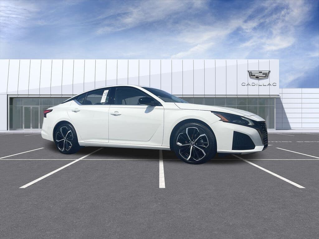 2024 Nissan Altima 2.5 SR FWD