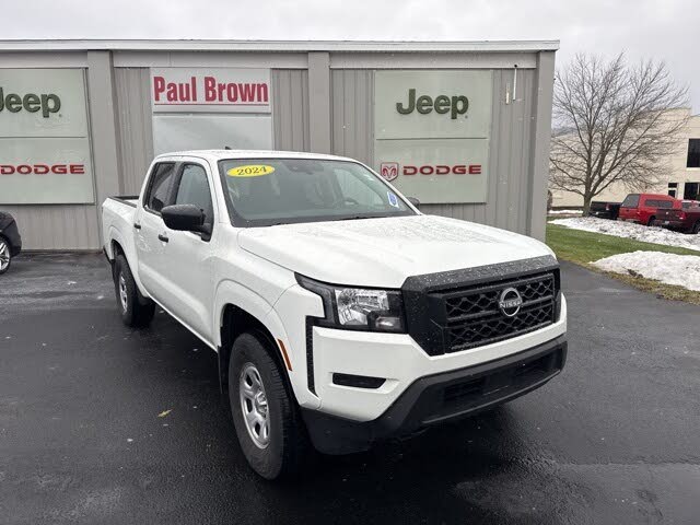 2024 Nissan Frontier S Crew Cab 4WD