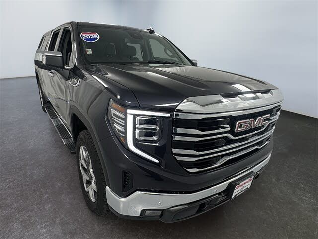 2025 GMC Sierra 1500 SLT Crew Cab 4WD