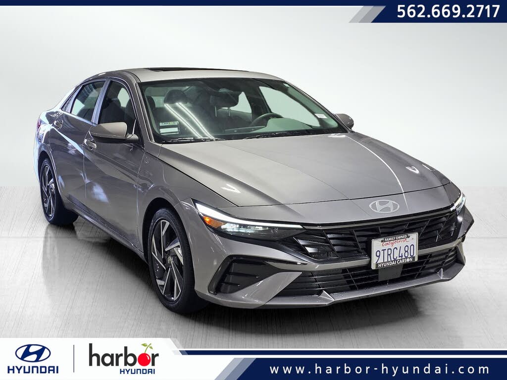 2025 Hyundai Elantra SEL Convenience FWD