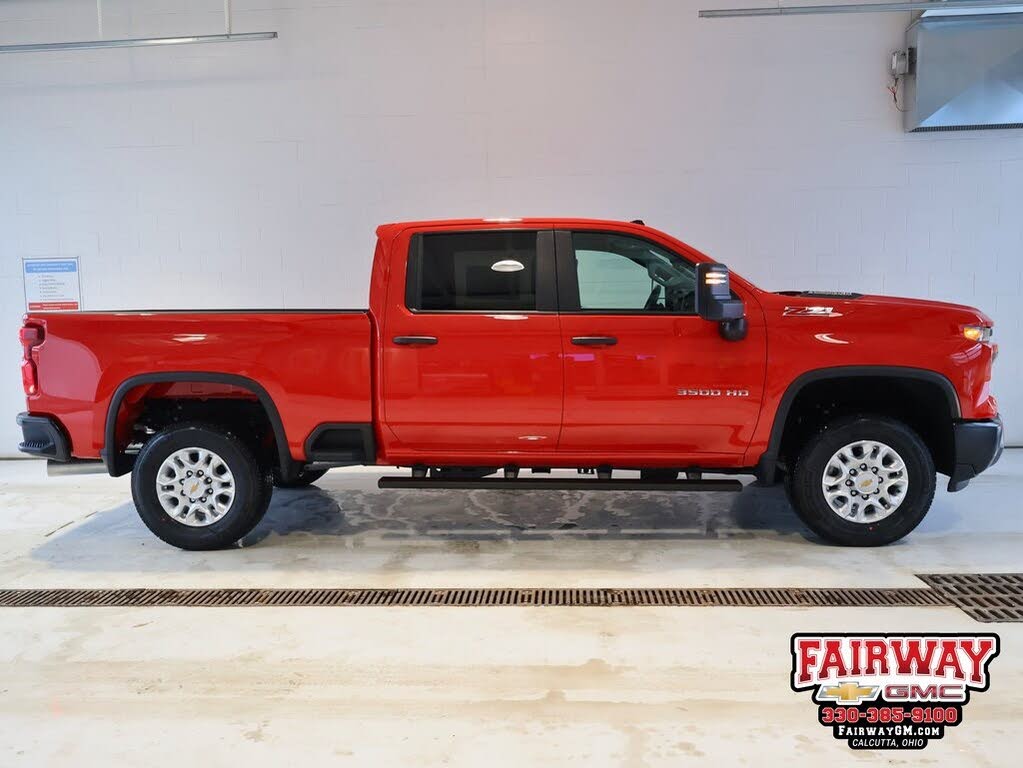 2026 Chevrolet Silverado 3500HD Work Truck Crew Cab 4WD