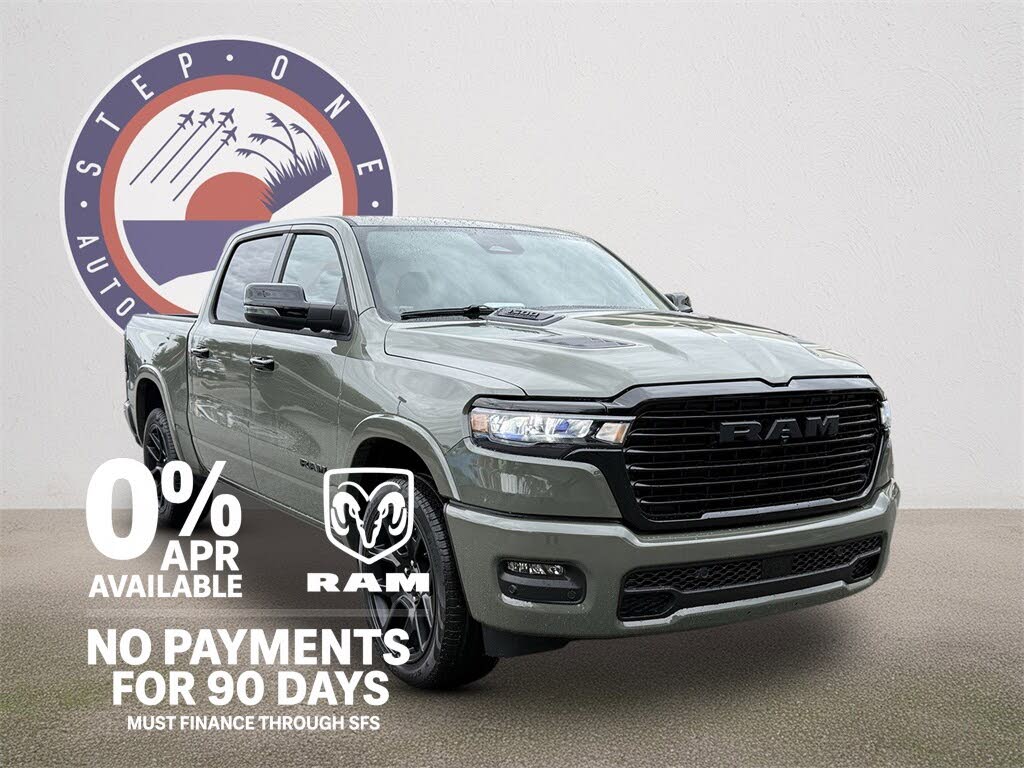 2026 RAM 1500 Laramie Crew Cab 4WD