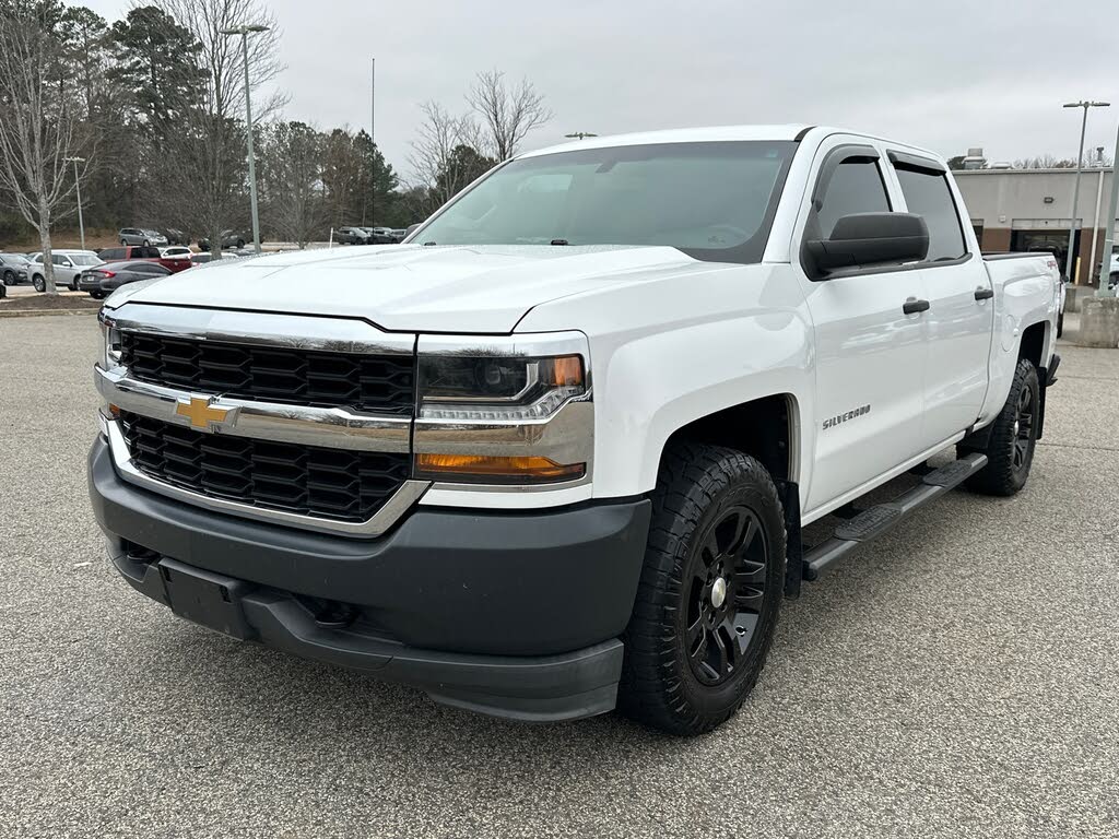 2018 Chevrolet Silverado 1500 LS Crew Cab 4WD