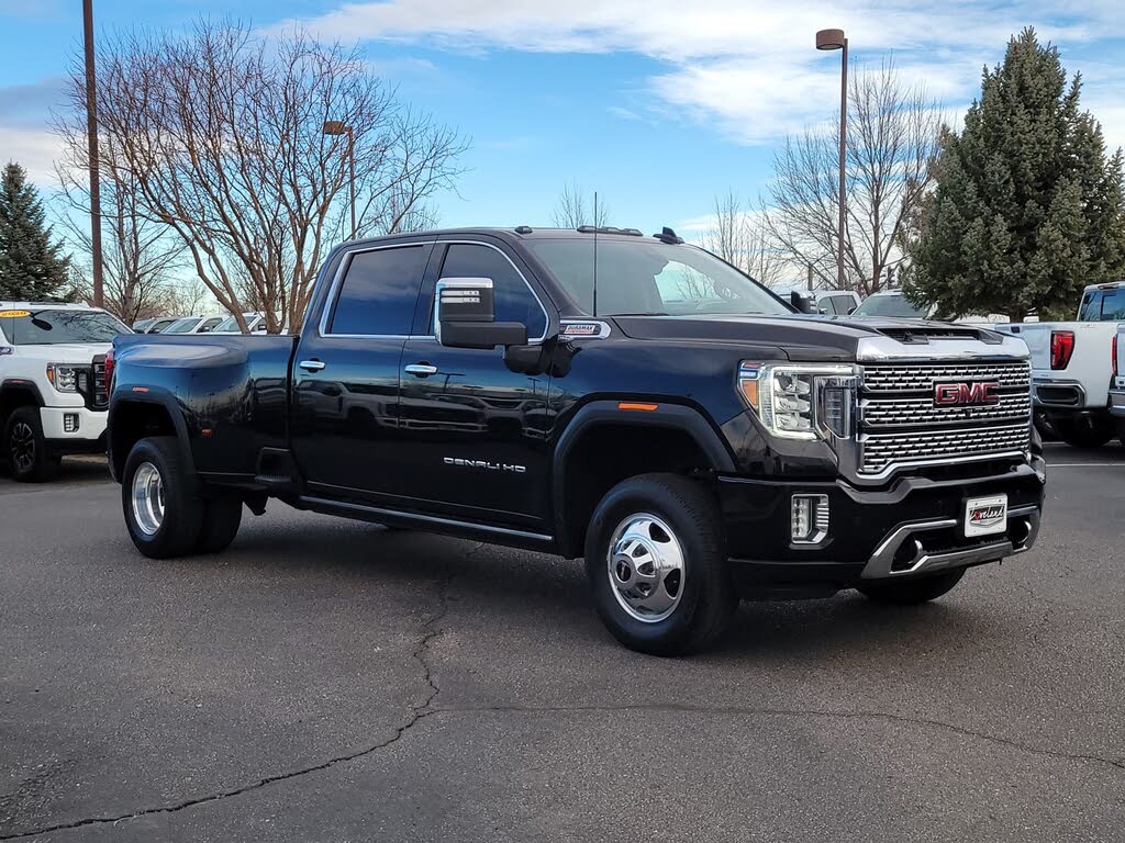 2022 GMC Sierra 3500HD Denali Crew Cab 4WD