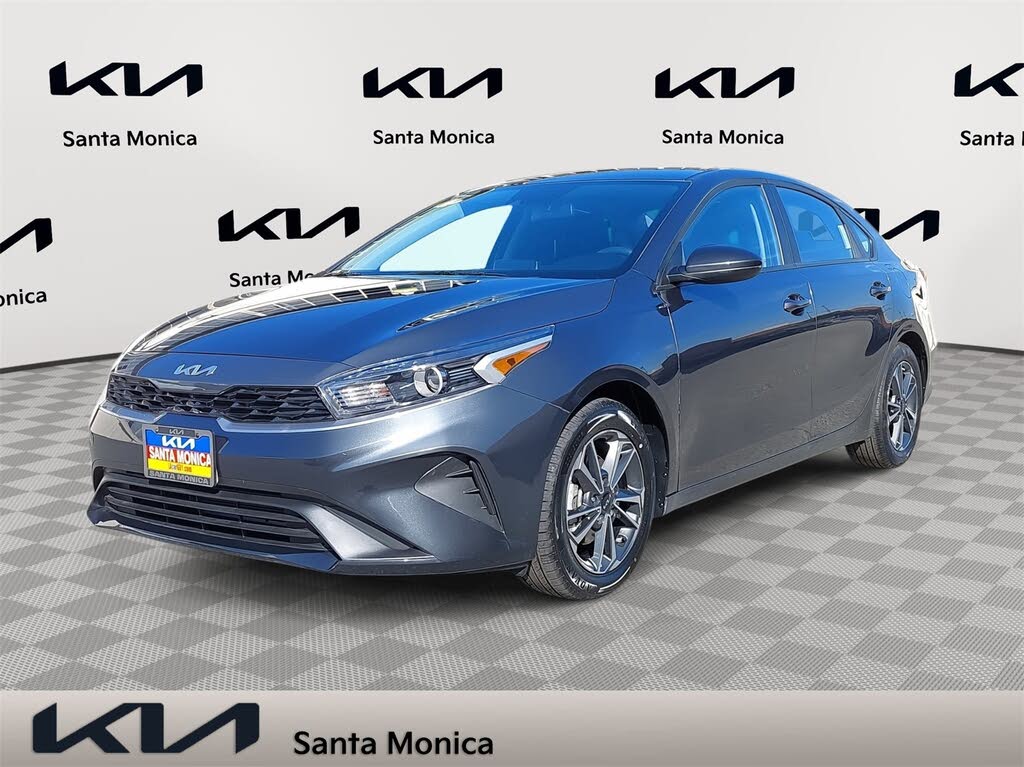 2023 Kia Forte LXS FWD