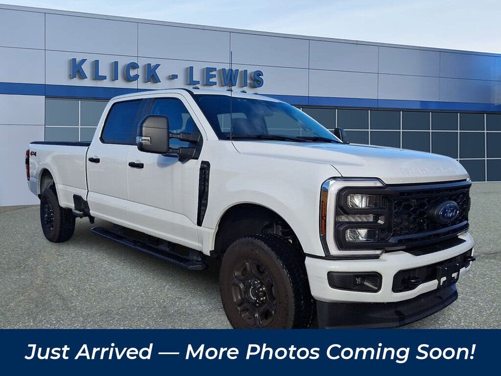2024 Ford F-250 Super Duty XL Crew Cab 4WD