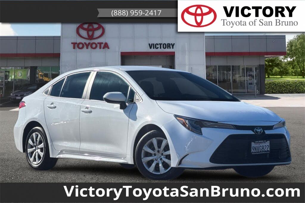 2024 Toyota Corolla LE FWD