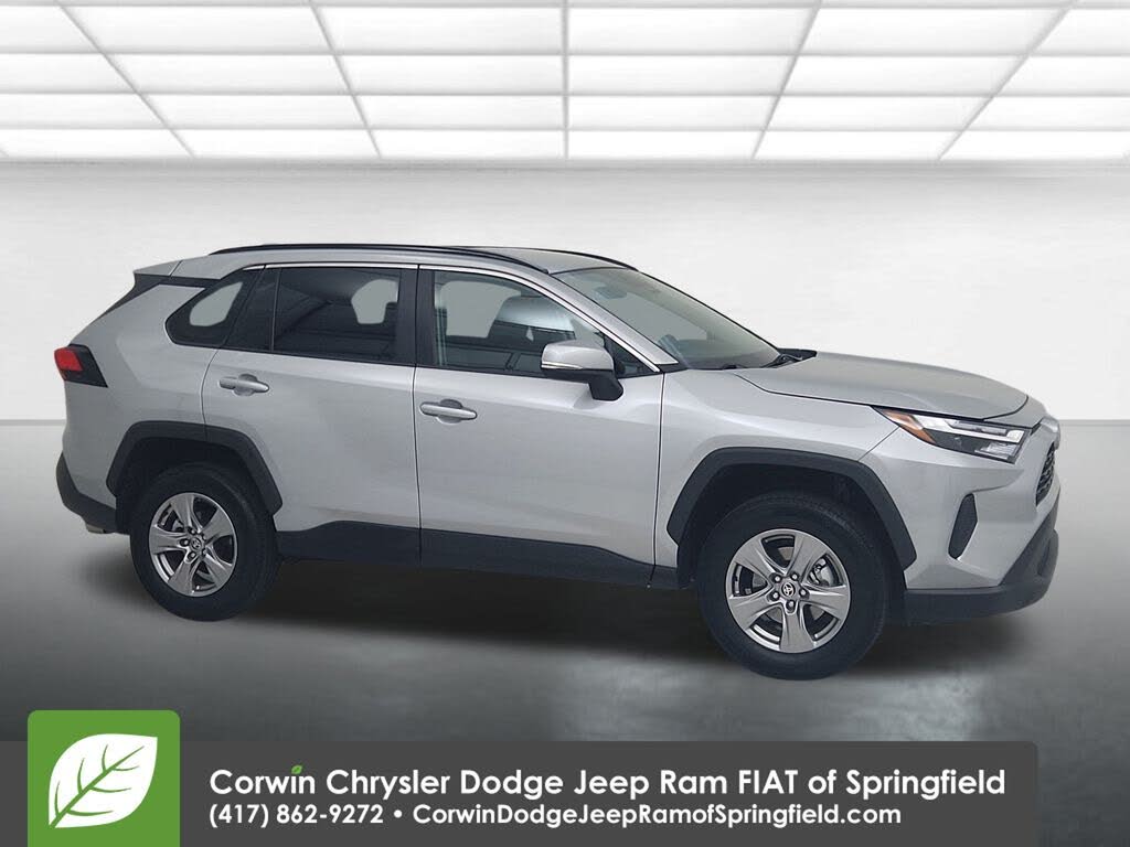 2025 Toyota RAV4 XLE AWD