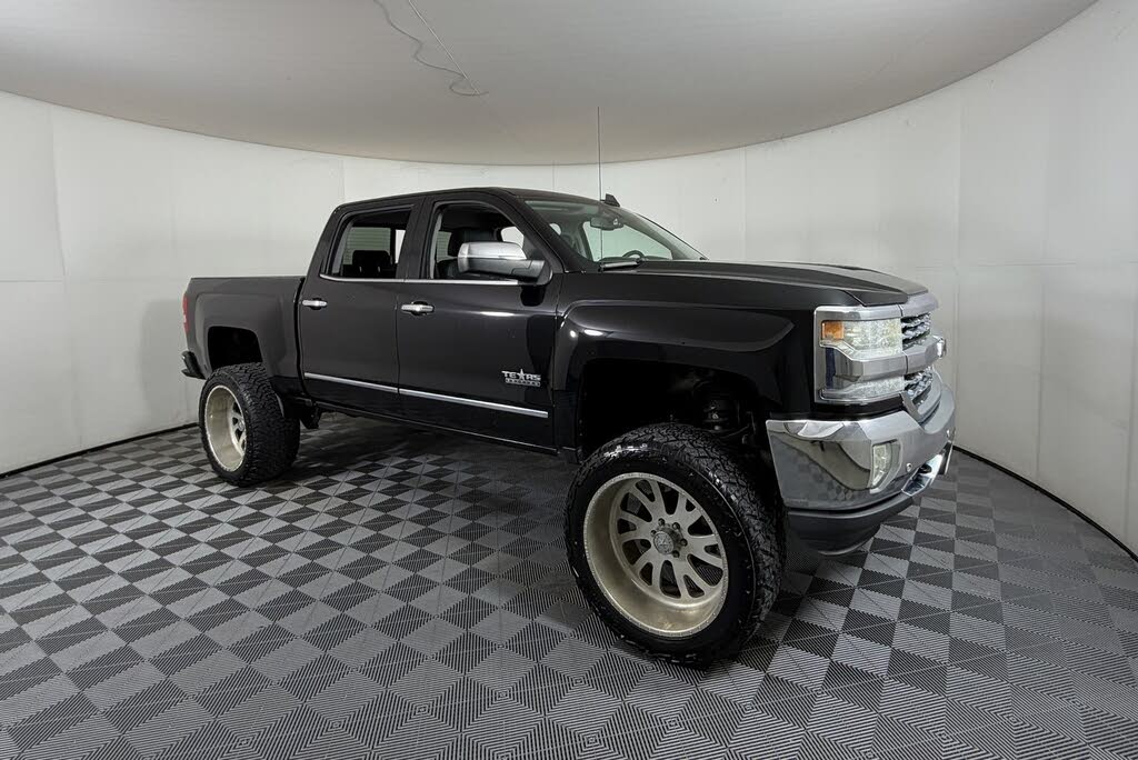 2016 Chevrolet Silverado 1500 LTZ Crew Cab RWD