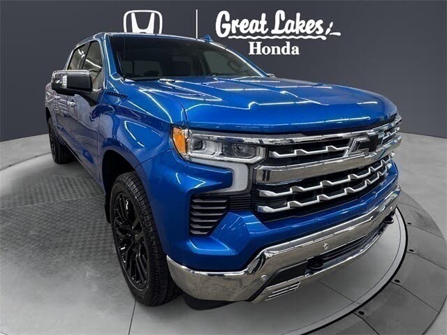 2022 Chevrolet Silverado 1500 LTZ Crew Cab 4WD