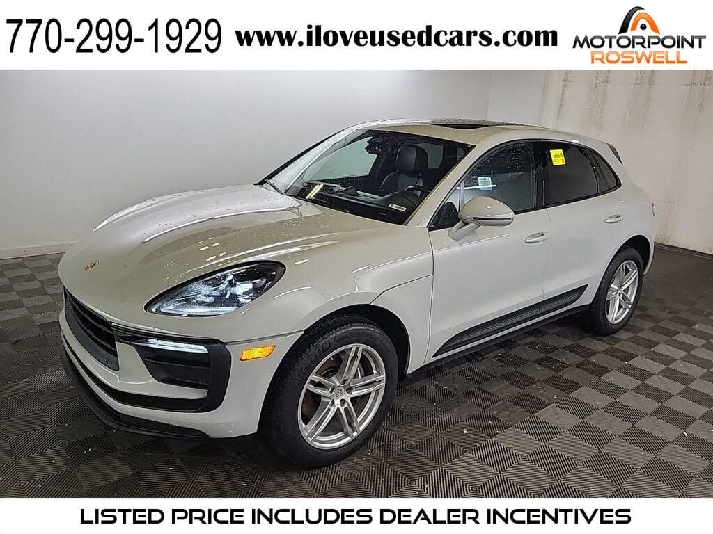 2022 Porsche Macan AWD