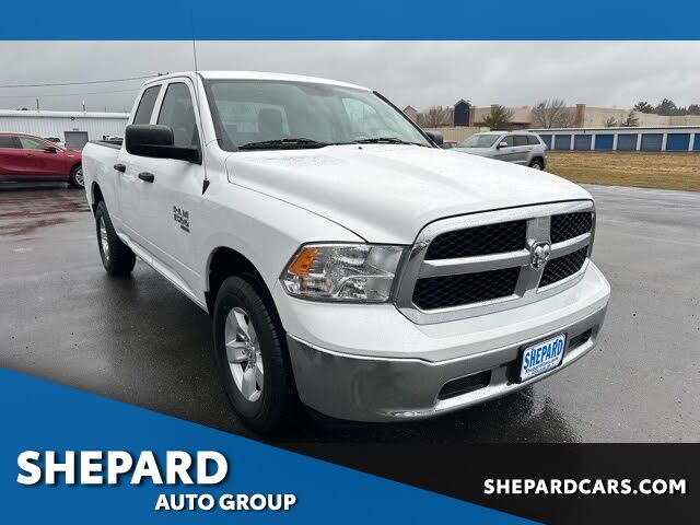 2024 RAM 1500 Classic SLT Quad Cab 4WD