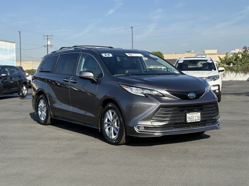 2024 Toyota Sienna Limited 7-Passenger AWD