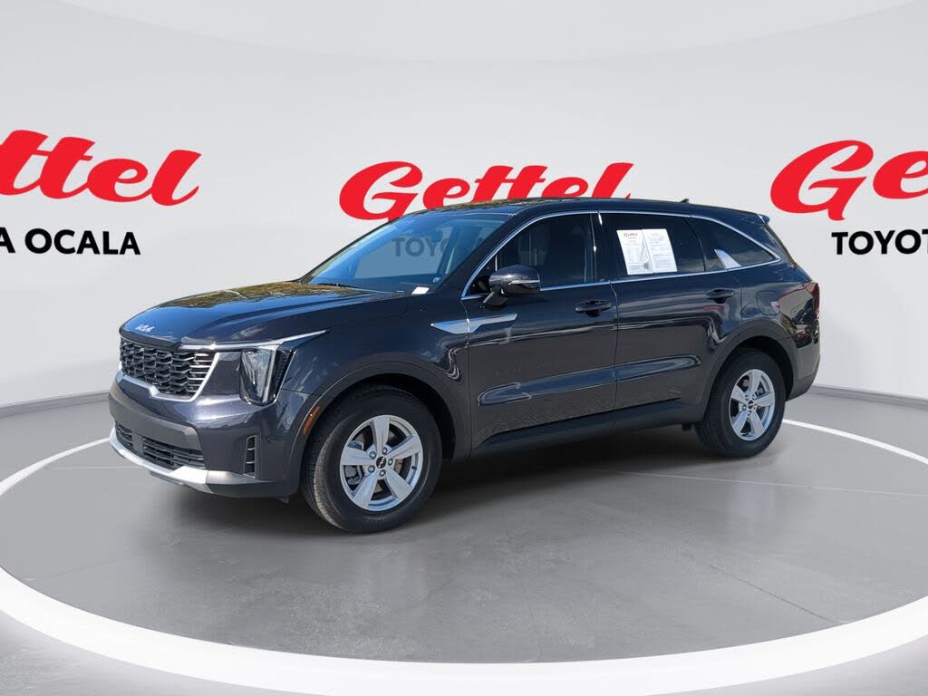 2025 Kia Sorento LX FWD