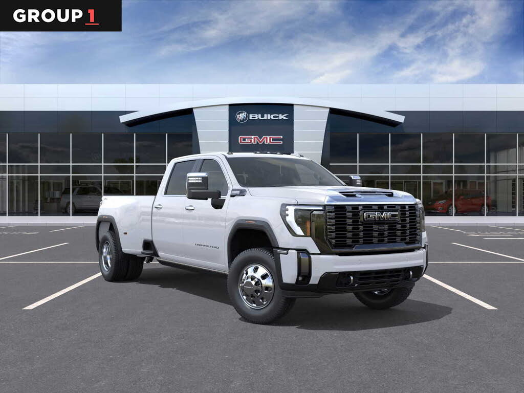 2026 GMC Sierra 3500HD Denali Ultimate Crew Cab 4WD
