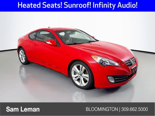 2010 Hyundai Genesis Coupe 3.8 Grand Touring RWD with Navigation