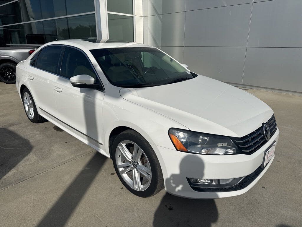 2015 Volkswagen Passat 2.0L TDI SEL Premium FWD