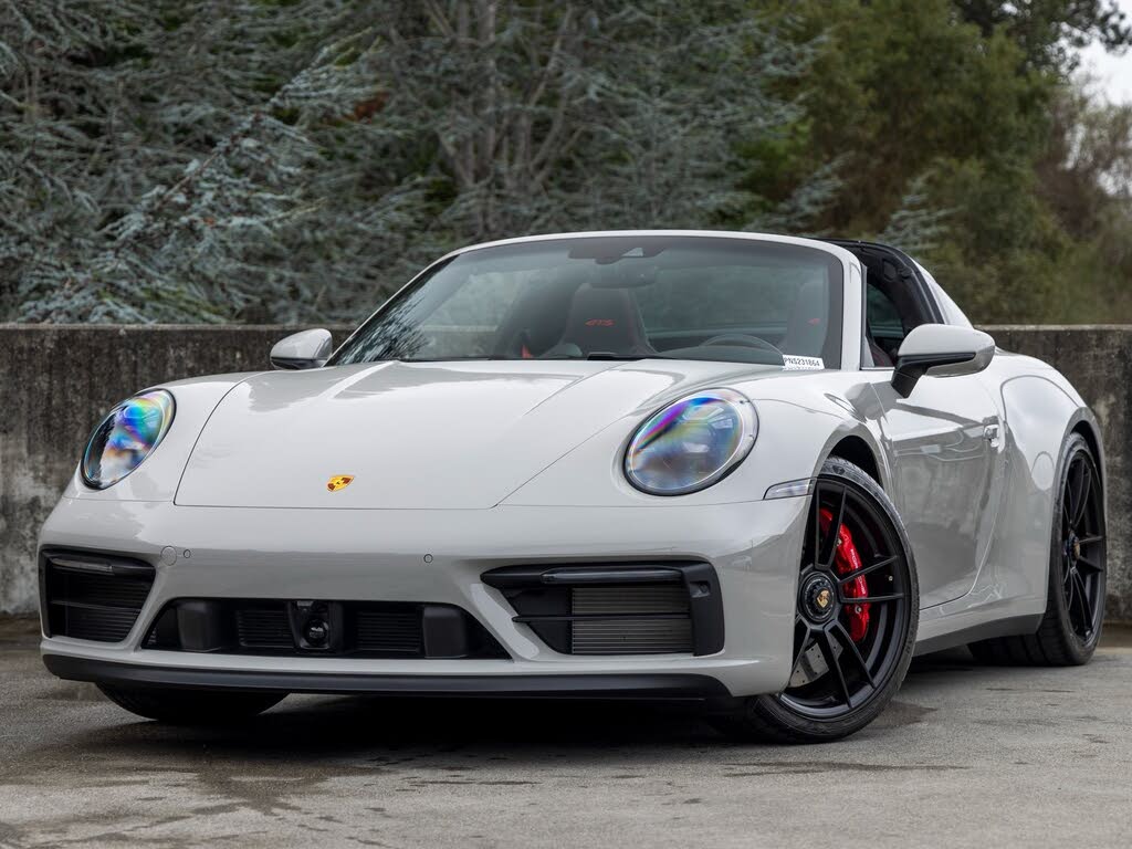 2022 Porsche 911 Targa 4 GTS Cabriolet AWD