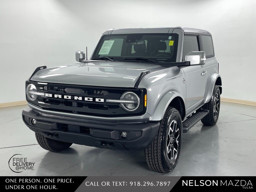 2023 Ford Bronco Outer Banks Advanced 2-Door 4WD