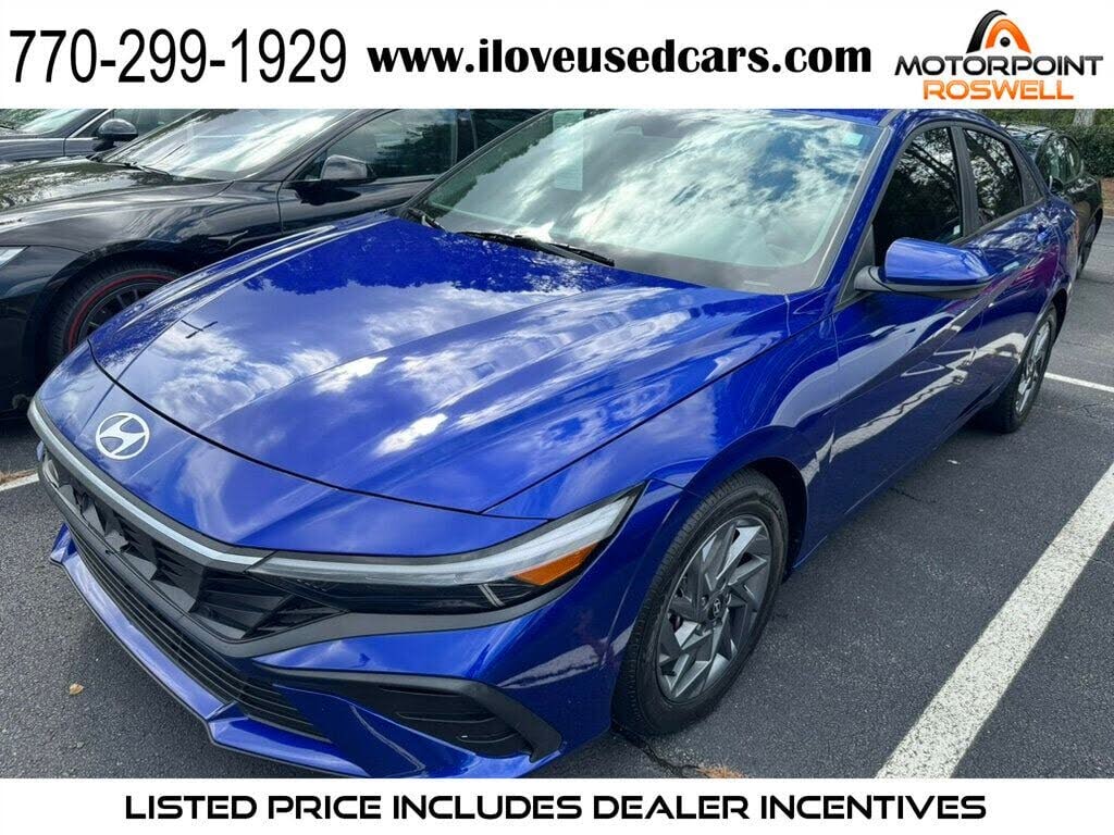 2024 Hyundai Elantra SEL FWD