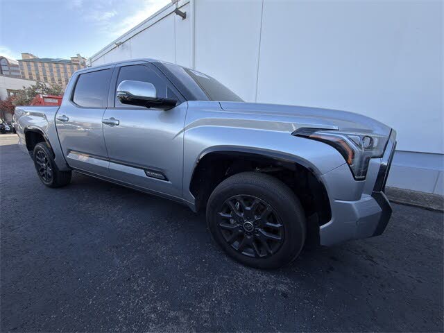 2024 Toyota Tundra Platinum CrewMax Cab 4WD