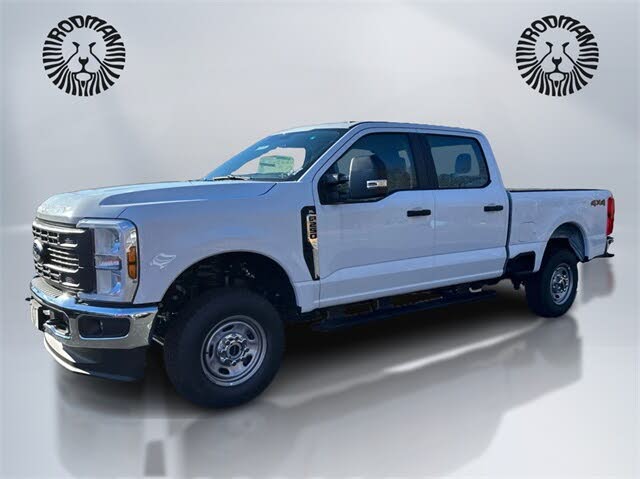 2025 Ford F-250 Super Duty XL Crew Cab 4WD