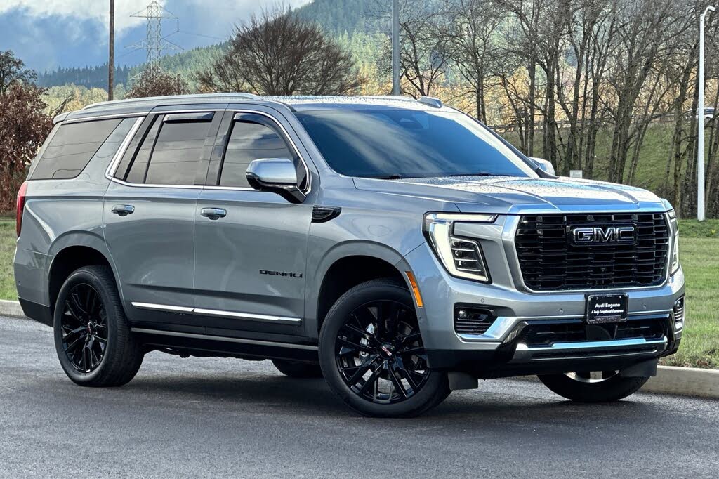 2025 GMC Yukon Denali 4WD