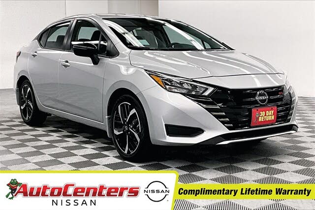 2025 Nissan Versa SR FWD