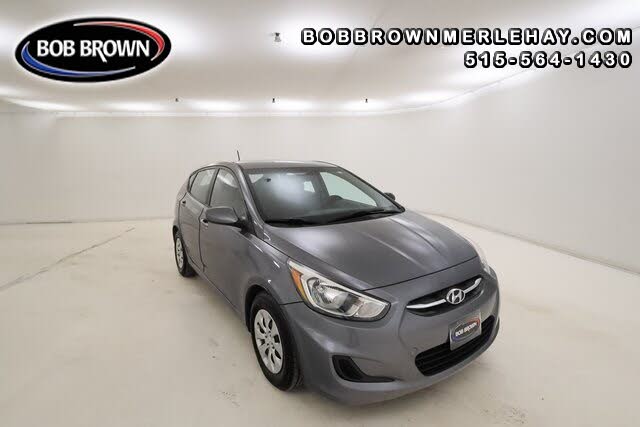 2016 Hyundai Accent SE 4-Door Hatchback FWD