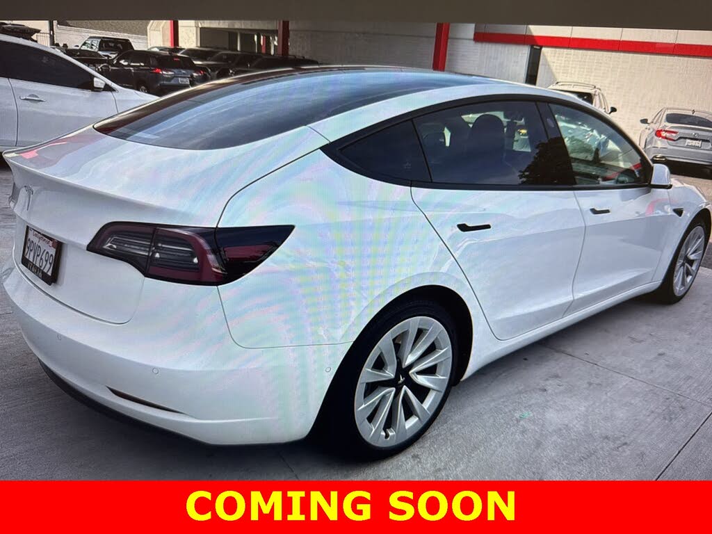 2021 Tesla Model 3 Standard Range Plus RWD
