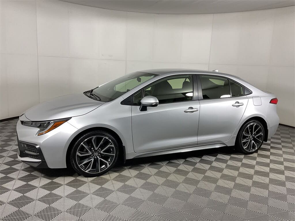 2022 Toyota Corolla SE FWD