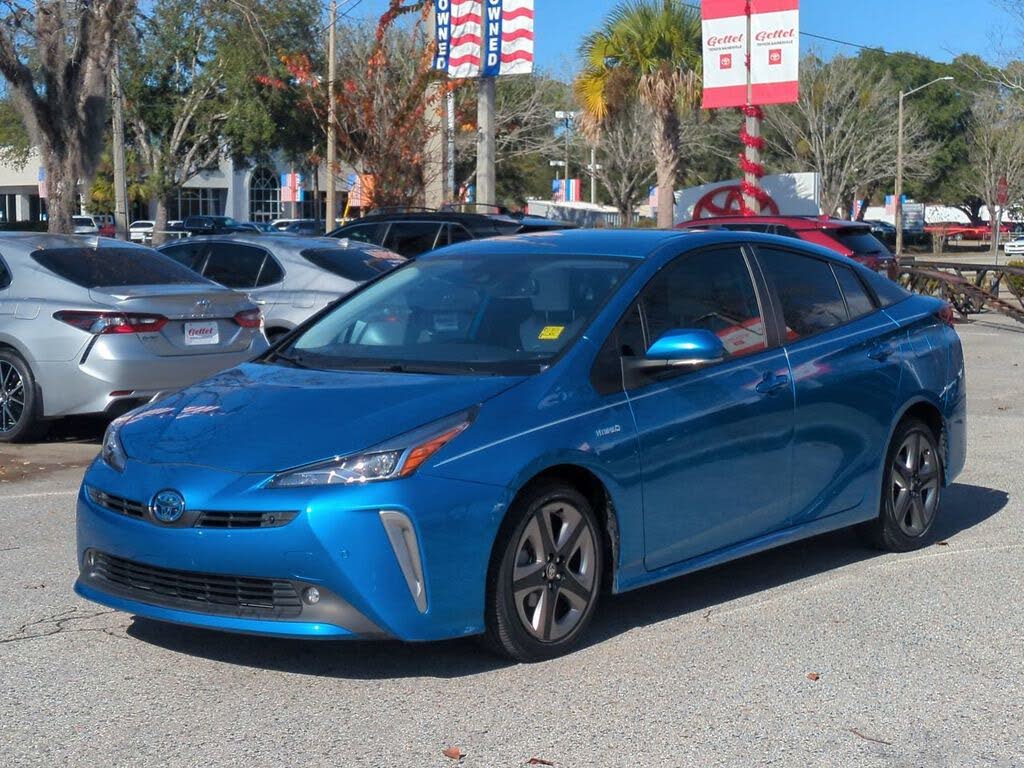 2022 Toyota Prius Limited FWD