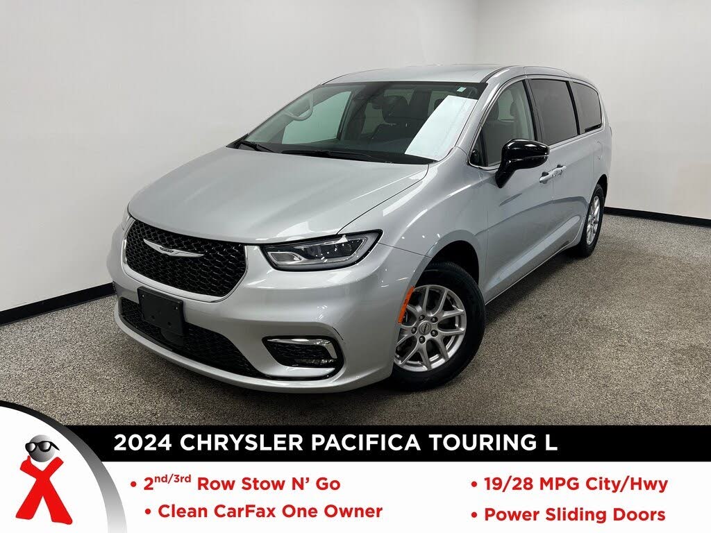 2024 Chrysler Pacifica Touring L FWD
