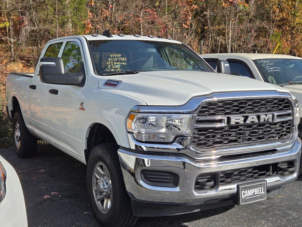2024 RAM 2500 Tradesman Crew Cab 4WD
