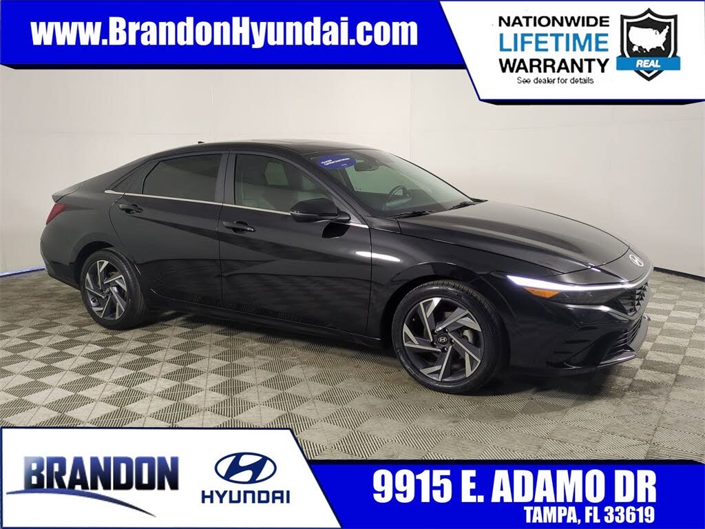 2025 Hyundai Elantra Limited FWD