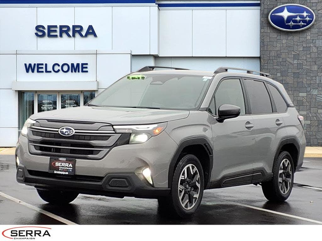 2025 Subaru Forester Premium Crossover AWD