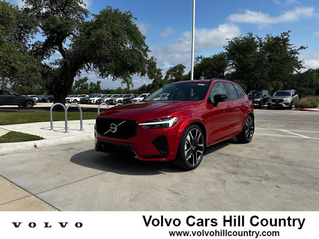 2025 Volvo XC60 Recharge T8 Ultra Dark Theme eAWD