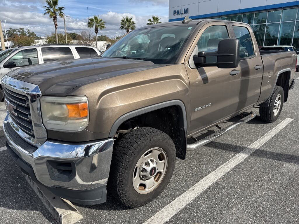 2015 GMC Sierra 2500HD Base Double Cab SB 4WD